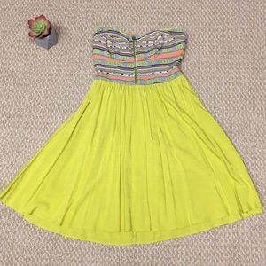 Sleeveless party dress